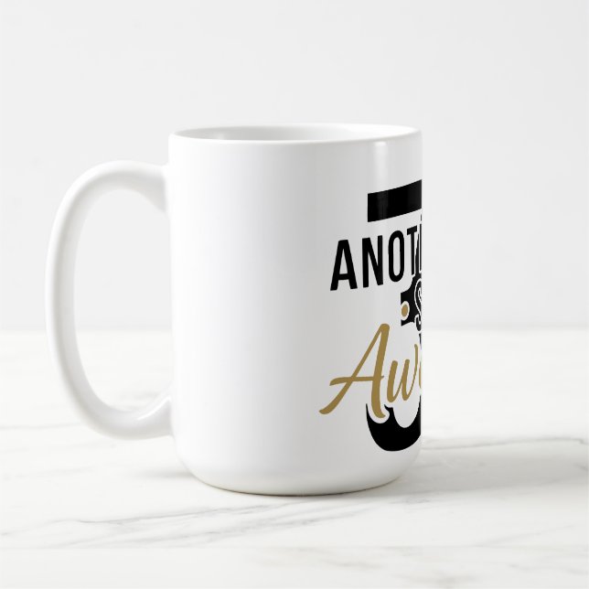 Caneca De Café Golden Elegant Script "Awesome" Typography Black  (Esquerda)