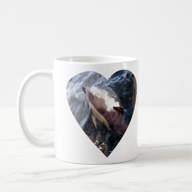 Caneca De Café Golfinho Comum Desliza na Superfície do Oceano Vid (Esquerda)