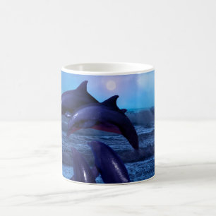 Caneca De Café Golfinhos que jogam no oceano