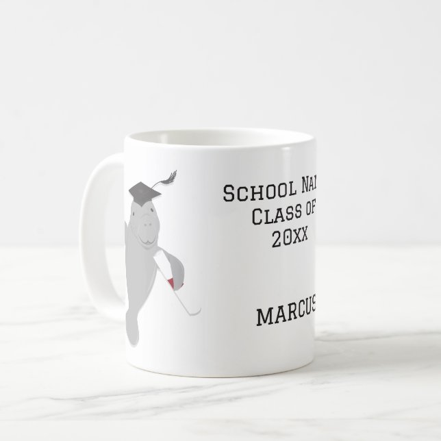 Caneca De Café Graduação de Geração de Boné de Nome (Frente Esquerda)