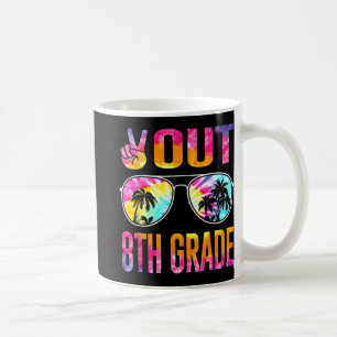 Caneca De Café Graduação De Tie Dye Fora Do 8º Ano No Último Dia