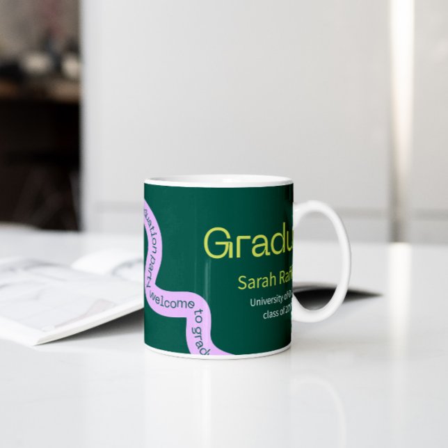 Caneca De Café Graduação em tipografia verde moderna Mug (Criador carregado)