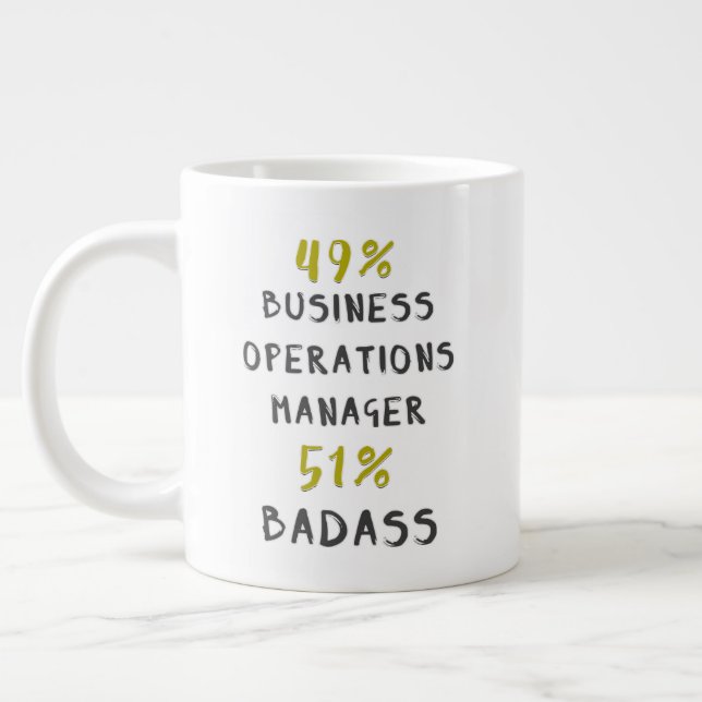 Caneca De Café Grande 49% Business Operations Manager 51% Badass (Esquerda)