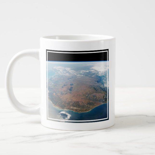 Caneca De Café Grande A Ilha De Madagáscar. (Esquerda)