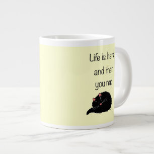 Caneca De Café Grande A vida é Duro e então você bate