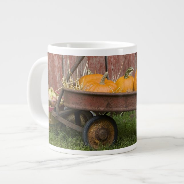 Caneca De Café Grande Abóboras em velha carroça (Frente Esquerda)
