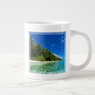 Caneca De Café Grande Águas Azuis de uma Praia Tropical