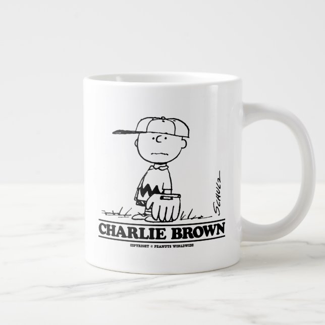 Caneca De Café Grande Amendoins | Charlie Brown Jogando Bola (Direita)