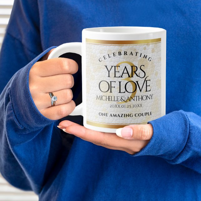 Caneca De Café Grande Aniversário do Casamento de Couro do Elegante (Elegant 3rd Leather Wedding Anniversary Jumbo Coffee Mug Cover Photo.)