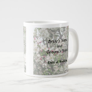 Caneca De Café Grande Árvore De Maçã Em Produtos De Casamento De Sangue