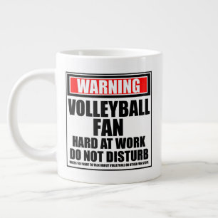 Caneca De Café Grande Aviso Ao Duro De Ventilador De Voleibol No Trabalh