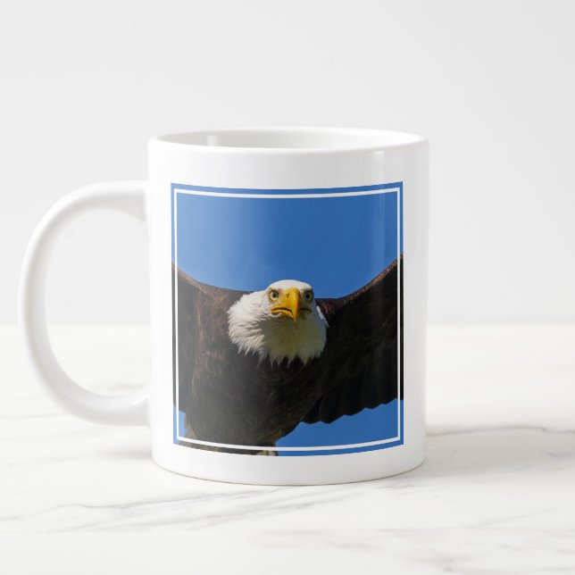 Caneca De Café Grande Bald Eagle Flyby Up Close (Esquerda)