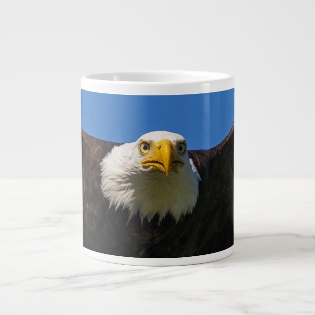 Caneca De Café Grande Bald Eagle Flyby Up Close (Frente)