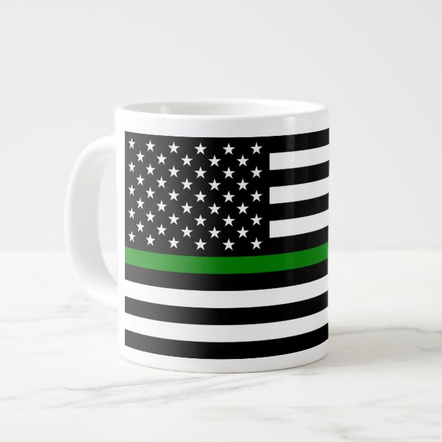 Caneca De Café Grande Bandeira fina da linha verde: Veteranos militares  (Frente Esquerda)