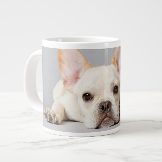 Caneca De Café Grande Bebês Mais Pobres | Buldogue Francês Deitado (Frente Esquerda)