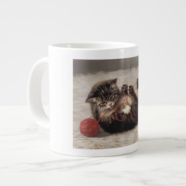 Caneca De Café Grande Berço de Gato, Um Gato Brincando com Novelo de Lã (Frente Esquerda)