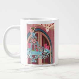 Caneca De Café Grande Candelabra e rosa - Vineyard de Martha