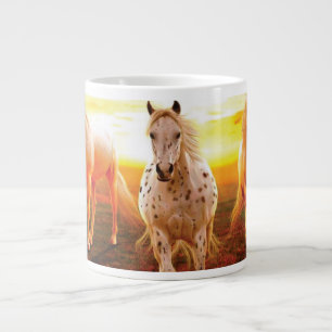 Caneca De Café Grande Cavalos no travesseiro decorativo do pôr do sol