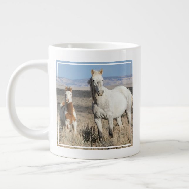 Caneca De Café Grande Cavalos Selvagens em Casa na Bacia de Sandwash (Esquerda)