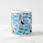 Caneca De Café Grande Chamada De Pai Jumbo Mug 20 Oz<br><div class="desc">Sim, mães que você não está sozinho; aqueles dias dos gurguelos bonitos desapareceram porque agora aquele precioso pequeno é totalmente vocal: gritar, gritar e ocasionalmente fazer sons que você não consegue identificar (poderia ser um bumbum?); mas qualquer que seja o som, o tom permite que você saiba que é para...</div>