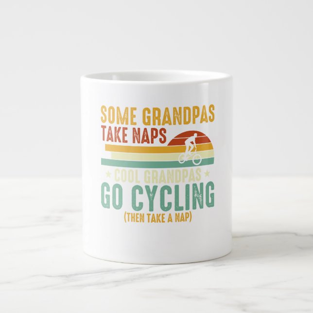 Caneca De Café Grande Cool Grandpas Go Cycling (Frente)