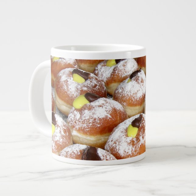 Caneca De Café Grande Creme Preenchido Sufganiyot (Frente Esquerda)
