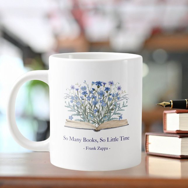 Caneca De Café Grande Custom Quote Blue Flowers Grow From Book (In situ)