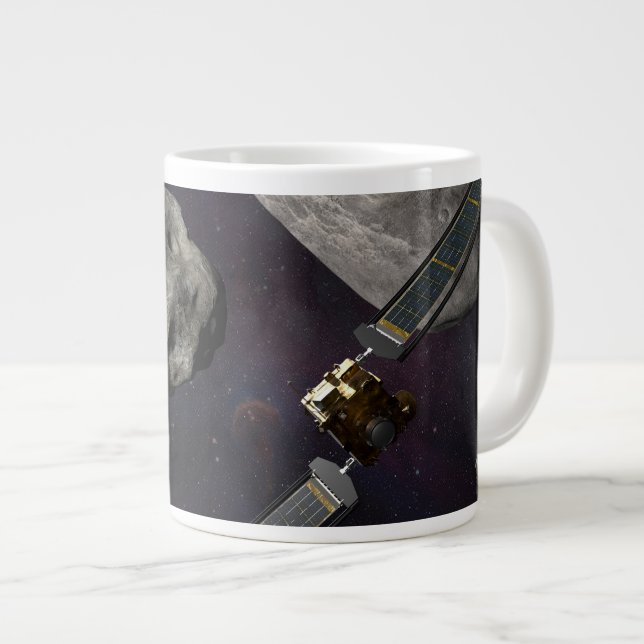 Caneca De Café Grande Dart Spacecraft E Liciacube Antes Do Impacto (Frente Esquerda)