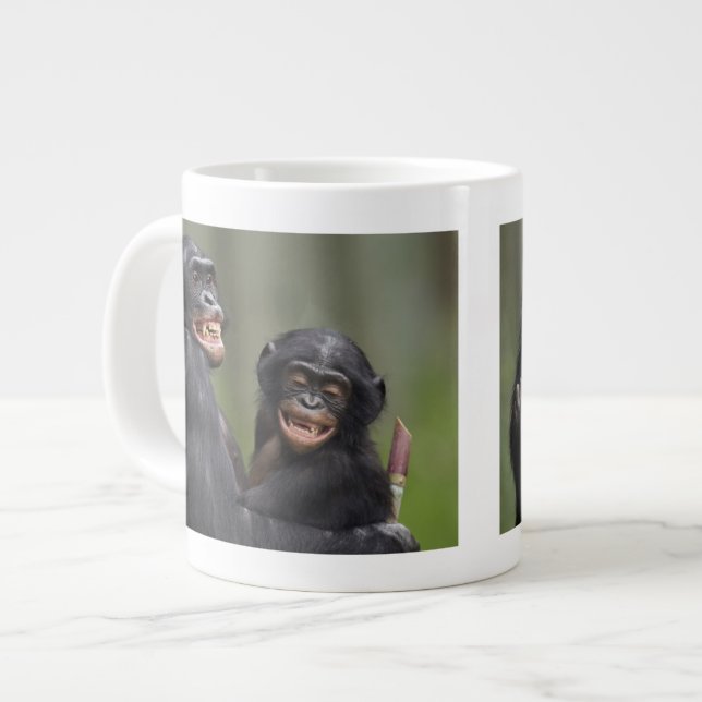 Caneca De Café Grande Dois bonobos sorridentes (Frente Esquerda)
