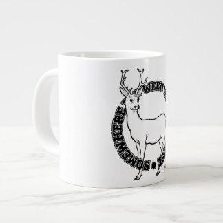 Caneca De Café Grande Em algum lugar entre a arte de linha cervo selvage