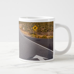 Caneca De Café Grande Estrada Pelo Parque Nacional Joshua Tree