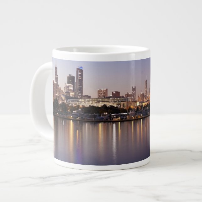 Caneca De Café Grande EUA, Illinois, Chicago skyline ao anoitecer (Frente Esquerda)