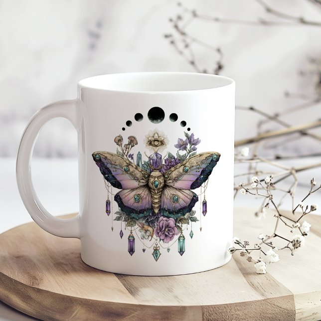 Caneca De Café Grande Fases da Lua da Mariposa Celestial (Celestial Moth Moon Phases Giant Coffee Mug on a boho kitchen table with tiny white flowers.)
