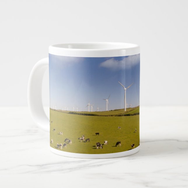 Caneca De Café Grande Fazendas | Vacas perto da Fazenda para-brisas (Frente Esquerda)