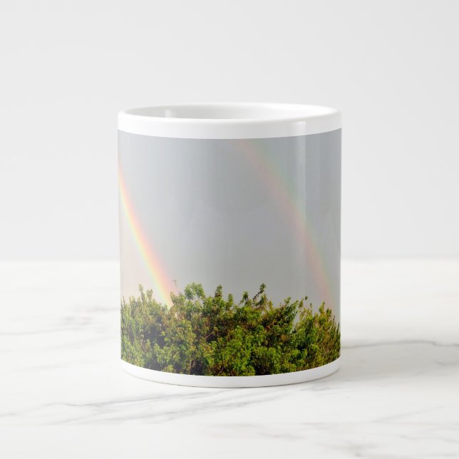 Caneca De Café Grande Foto do duplo arco-íris com céu e árvores (Frente)