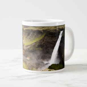Caneca De Café Grande Haifoss Waterfall Verão na Islândia
