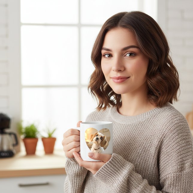 Caneca De Café Grande Heart-Shaped Dog Design – “Happiness on Four Paws” (Criador carregado)