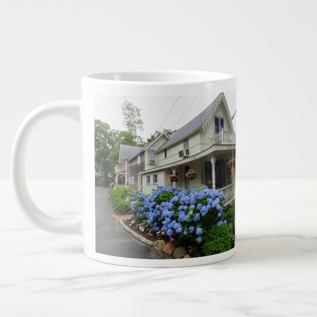 Caneca De Café Grande Hydrangeas no canto - Vineyard de Martha (Esquerda)
