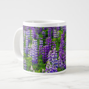 Caneca De Café Grande Islândia. Vik i Myrdal. Campo de Lupinos