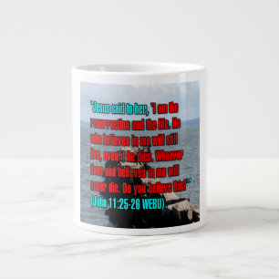 Caneca De Café Grande João 11:25-26 WEBU Mug