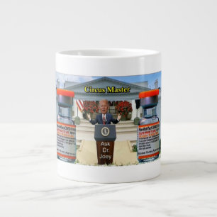 Caneca De Café Grande Joey no leme distribuindo informações de Covid.