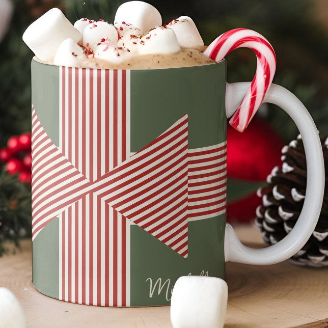 Caneca De Café Grande Laço de Fita Listrada (Bold Holiday Themed Mug with Name)