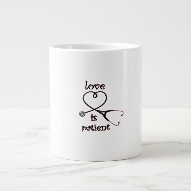 Caneca De Café Grande Love Is Patient Clean Layout  (Frente)