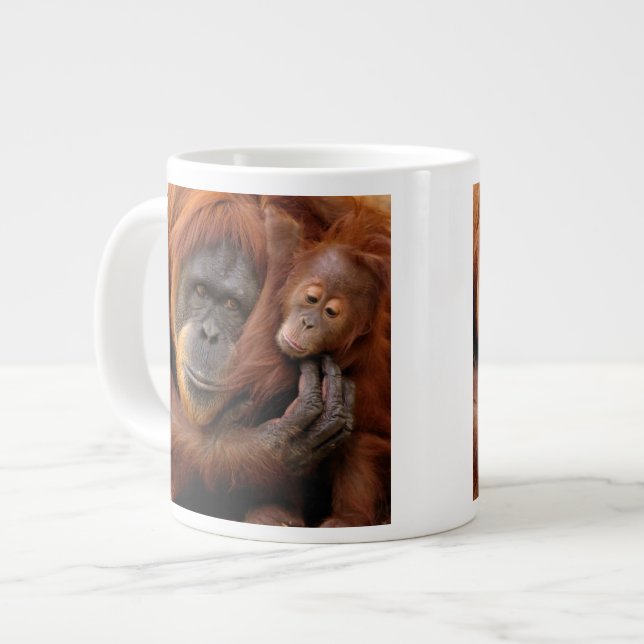 Caneca De Café Grande Mãe e Bebê Orangutan (Frente Esquerda)