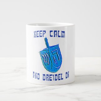 Caneca De Café Grande Mantenha a calma e o Dreidel ligados