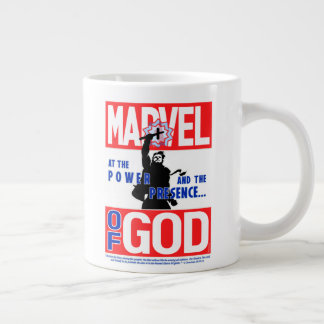 Caneca De Café Grande Marvel Na Paródia Da Presença