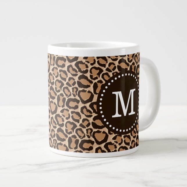 Caneca De Café Grande Monograma Personalizado de Impressão Castanho e Le (Frente Esquerda)