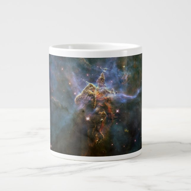 Caneca De Café Grande Montanha Mística no Espaço Hubble na Nebulosa Cari (Frente)