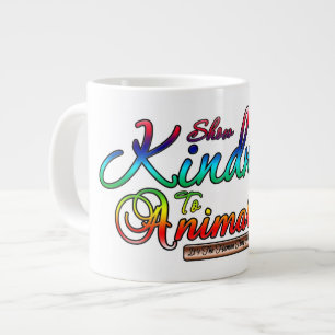 Caneca De Café Grande Mostra Bondade Aos Animais Na Tipografia Do Arco-Í
