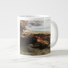 Caneca De Café Grande Murphy leva uma espiada.